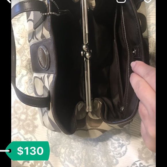 Matching Coach purse and wallet!! - Picture 3 of 6